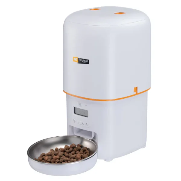 1-0180018985_ca37fe57-47a4-4714-b924-f1564c8352c5_x620 Pet Feeder